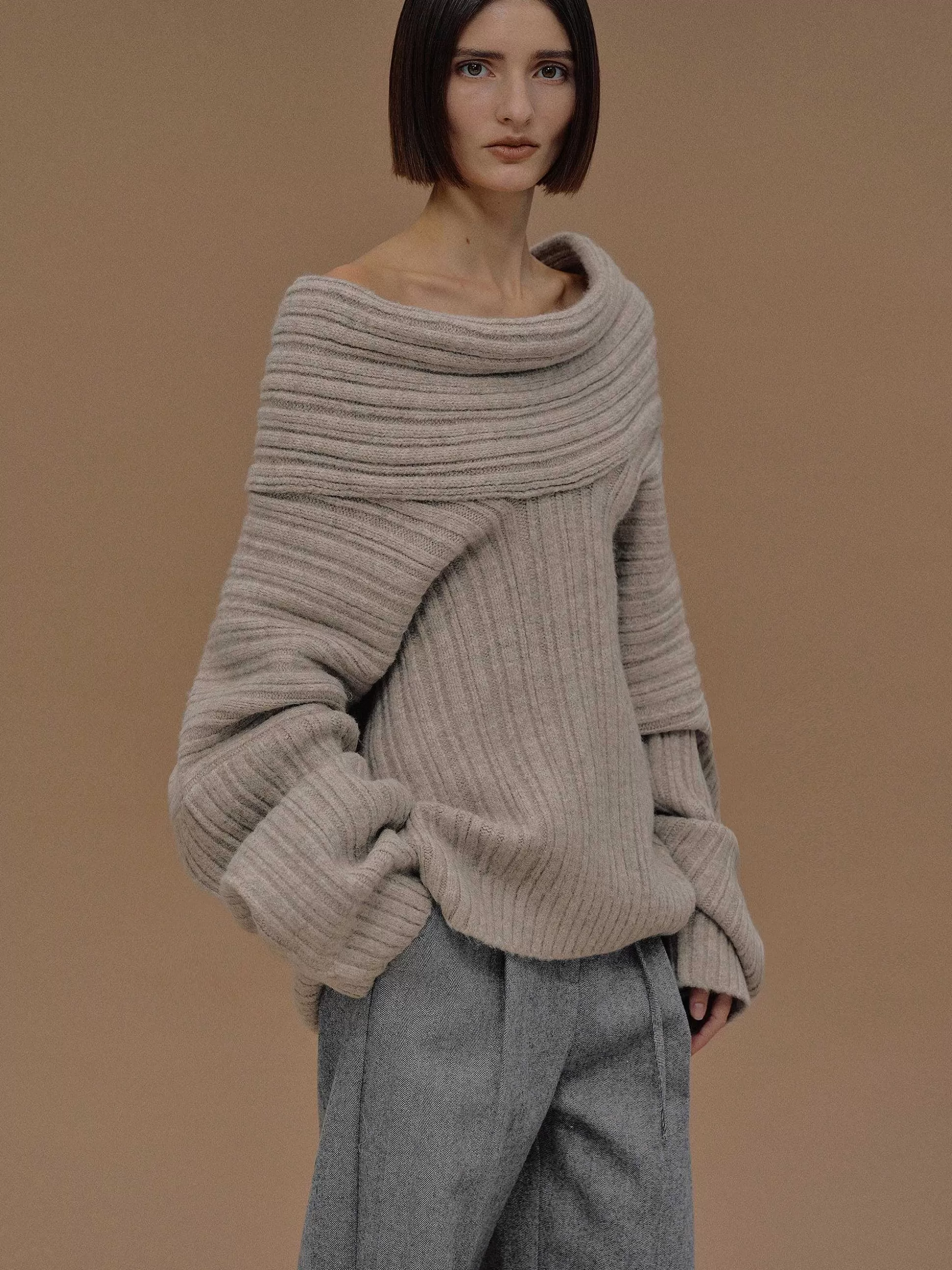 Source Unknown Becca Pull Surdimensionne En Tricot A Rouleau Haut, Noix De Coco Flash Sale
