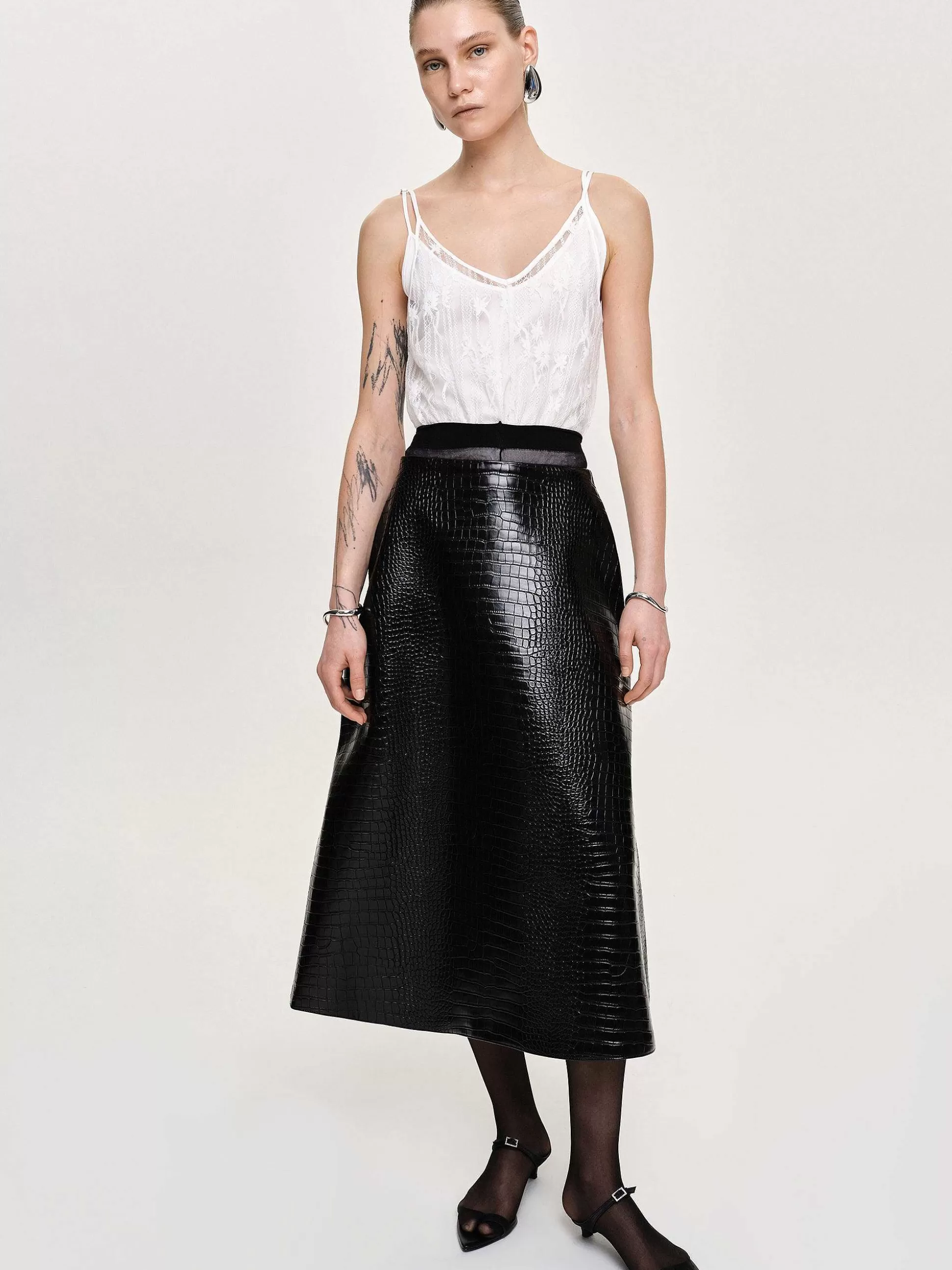 Source Unknown Jupe Mi-Longue Gaufree Croco, Noir Cheap